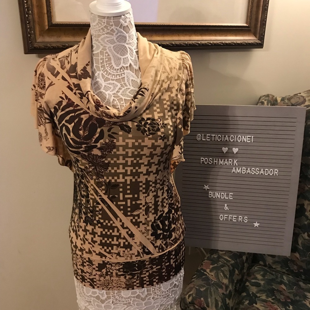 Sexy Fitted Large Mandee’s Print Top